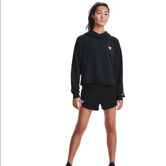 Under Armor Women’s black shorts - Picture 4 of 9